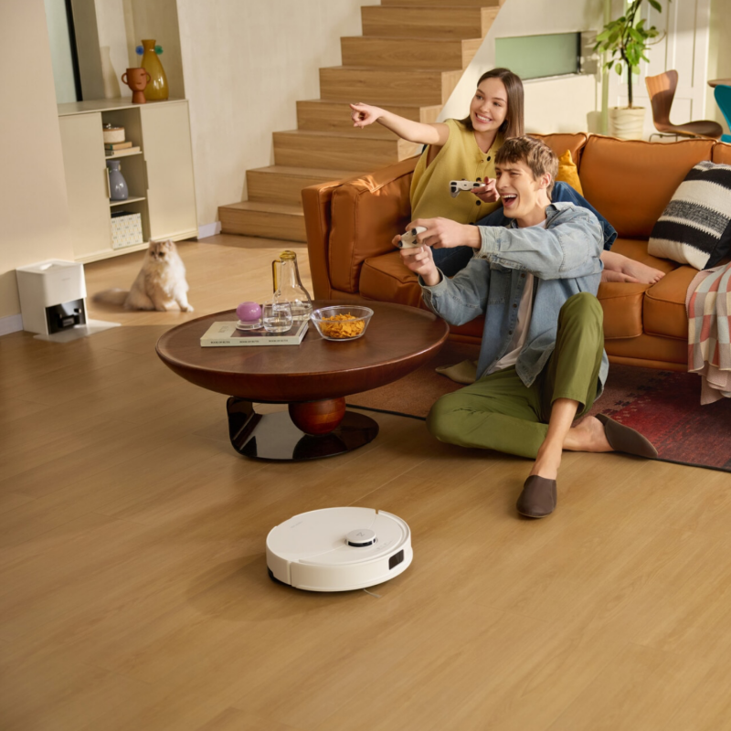 Прахосмукачка робот Roborock Q10 PF+, 10000 Pa, 150 мин, 0.35 л, Wi-Fi, Сухо/мокро, Автоматично повдигане на мопа, 360° LiDAR, 3D картографиране, Гласово управление, Бял