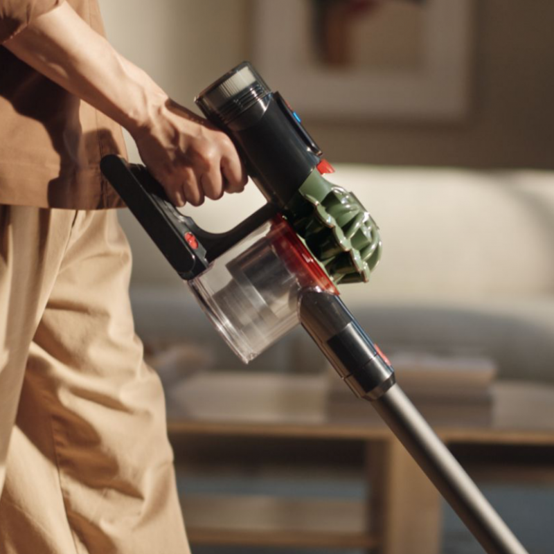 Вертикална прахосмукачка Dyson V8 Cyclone SV55 MAGn/Bk 226587-01, 150AW, 0.54 л, 3 режима, Без загуба на мощност, Хигиенично изпразване, Изцяло запечатана филтрация, Черен/магнезиев