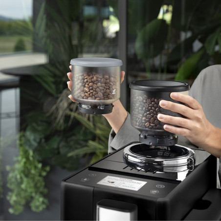 Еспресо машина DeLonghi Rivelia Onyx Black EXAM440.55.B, 1450W, 19 bar, 1.4 л, 16 напитки, Aroma, LatteCrema Hot, Twin Shot, Bean Adapt, TFT тъч дисплей, Черен мат