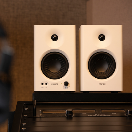 Тонколони Edifier MR4 WH, 42W RMS, RCA, AUX, TRS, Високо и нискочестотни говорители 1"/4", 2 режима, Бял