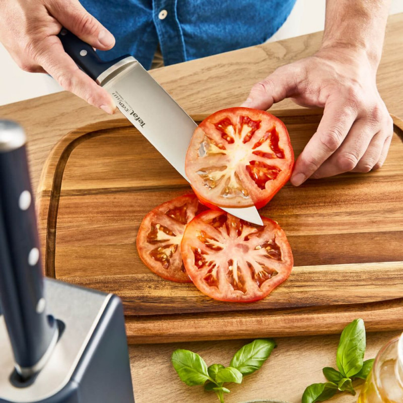 Кухненски нож Tefal K297S244, 20 см, Неръждаема стомана, Поставка с вградено точило, Предпазител за пръсти, Черен