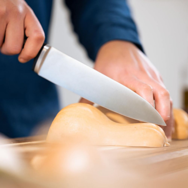 Кухненски нож Tefal K297S244, 20 см, Неръждаема стомана, Поставка с вградено точило, Предпазител за пръсти, Черен