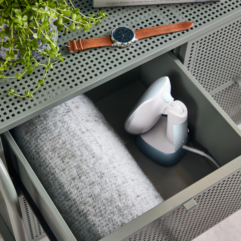 Уред за гладене с пара Tefal DT3041E1, 1300W, 0.12 л, 20 г/мин, Вертикално гладене, Керамична плоча, Сгъваем, Бял/син