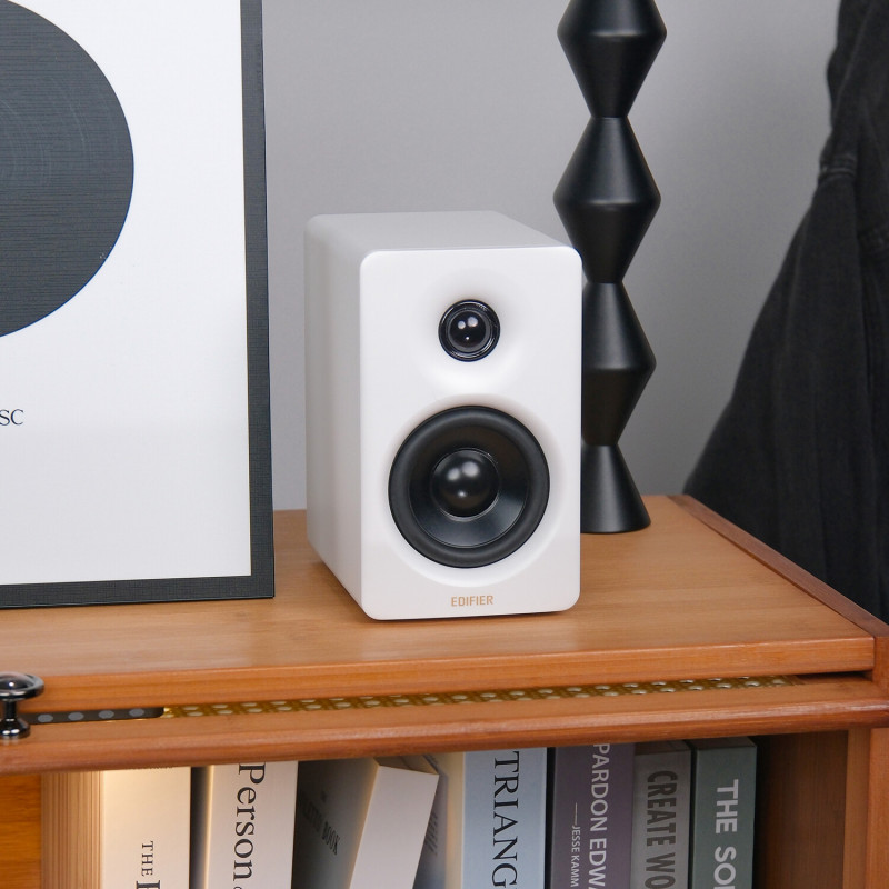 Тонколони Edifier M60 WH, 66W RMS, Bluetooth V5.3, Hi-Res & Hi-Res, DSP, USB-C, 3.5 AUX, ConneX, Ръчно изработен корпус, Бял