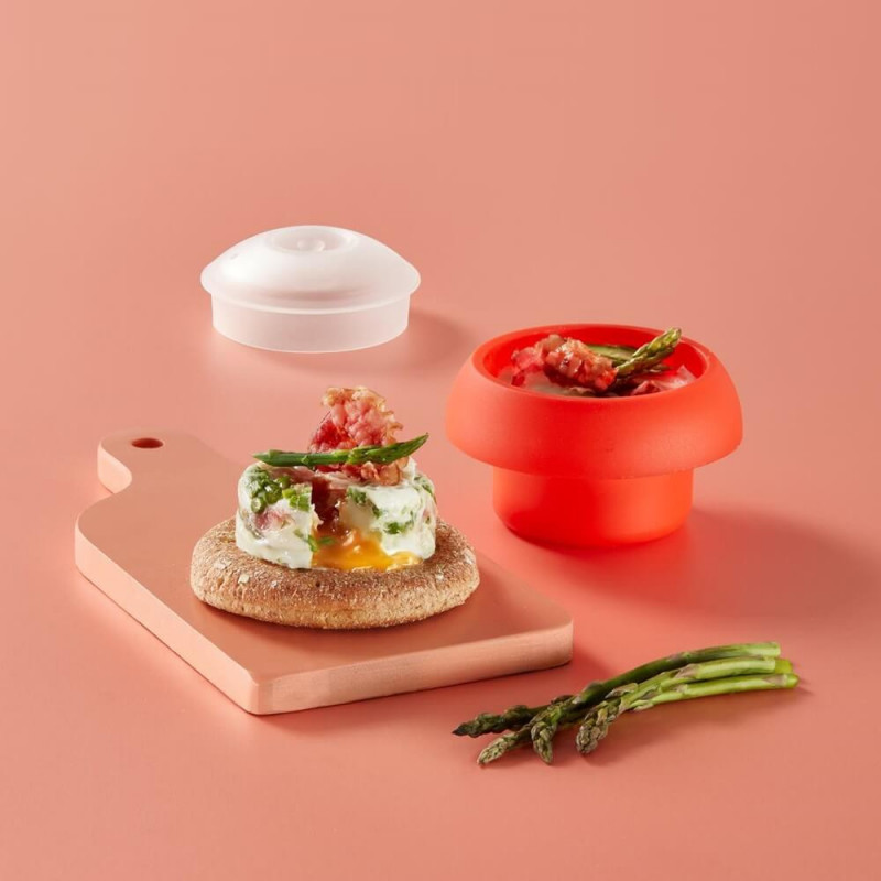 Уред за приготвяне на яйце в микровълнова Lekue 1009050, 100 мл, За 1 яйце, Платинен силикон, Червен/Прозрачен