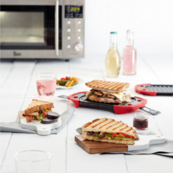 Съд за гриловане в микровълнова Lekue 1009081, 25.2x14.8x5.4 см, Платинен силикон, Стомана с незалепващо покритие, От 0 до +240C, Червен