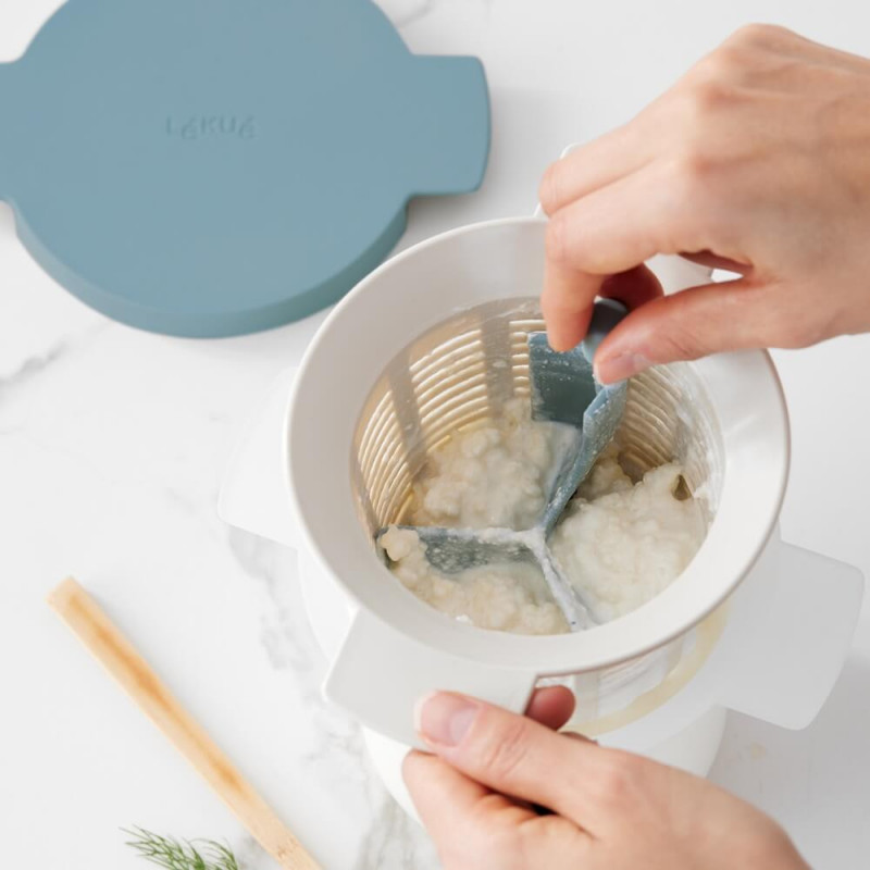 Комплект за приготвяне на кефир и йогурт Lekue 1010155, 18.5x14.5x15.5 см, От +4 до +90C, Бял/Син