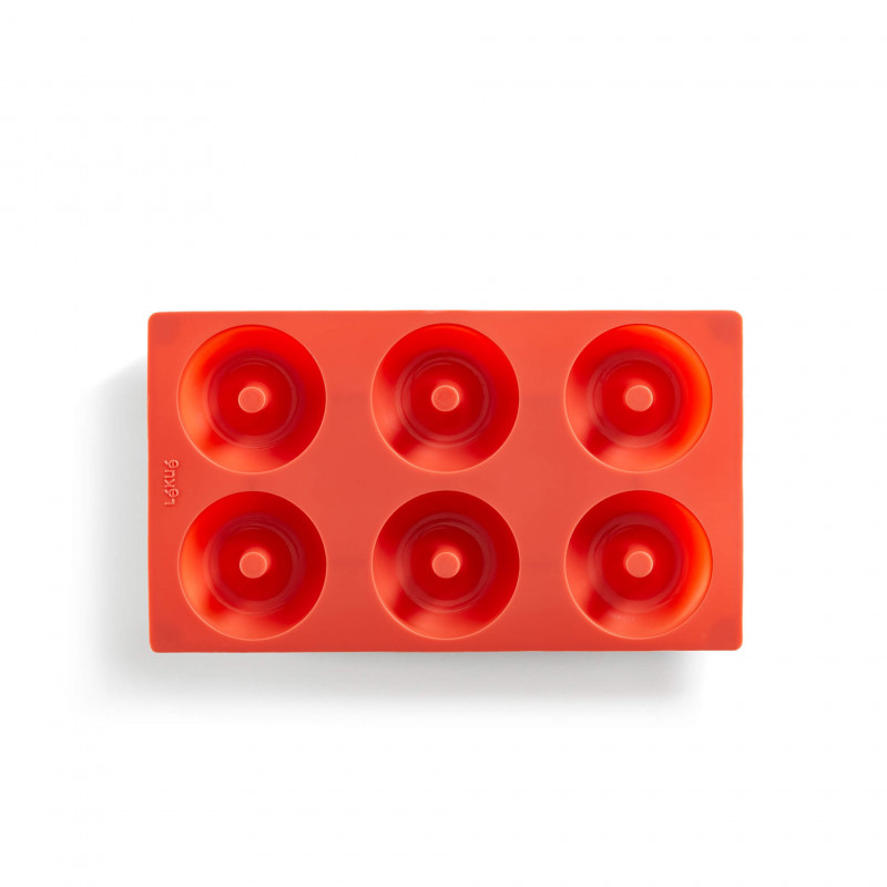 Форма за понички Lekue 1010164, 30.5x17.5x3.2 см, 540 мл, От -60 до +220C, Платинен силикон, Червен