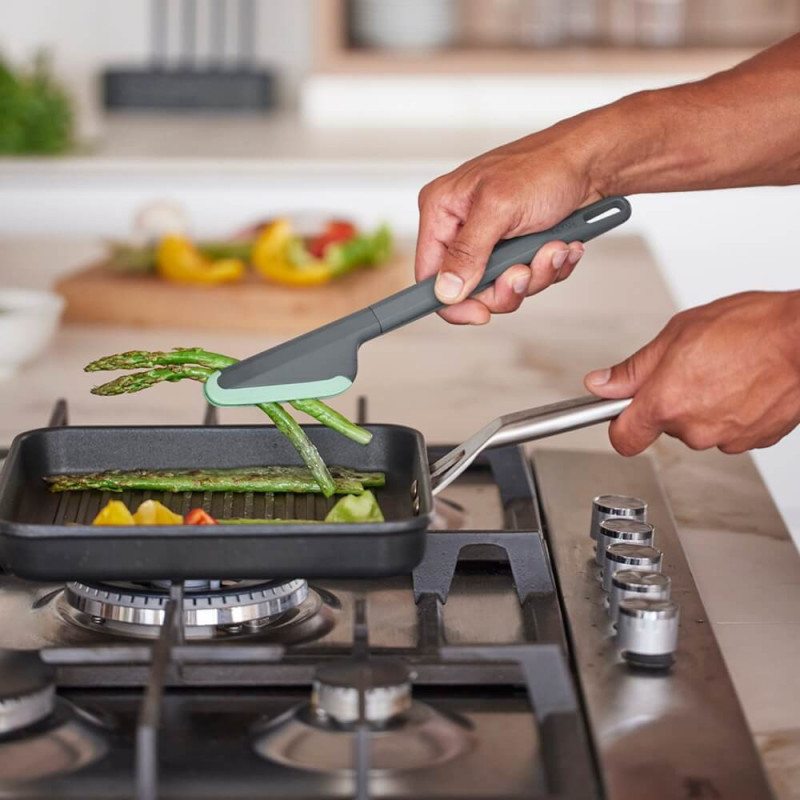 Кухненски щипки Lekue 1010179, 28.2 см, Против надраскване, 4/220°C, Гъвкав ръб, Зелен
