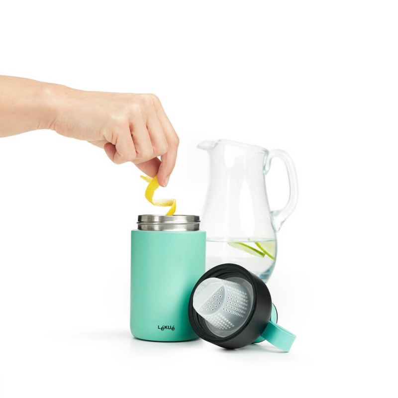 Термо бутилка с вграден филтър Lekue On The Go 1010229, 500 мл, Двойна вакуумна стена, Херметично затваряне, -20/+80°C, Неръждаема стомана, Тюркоаз