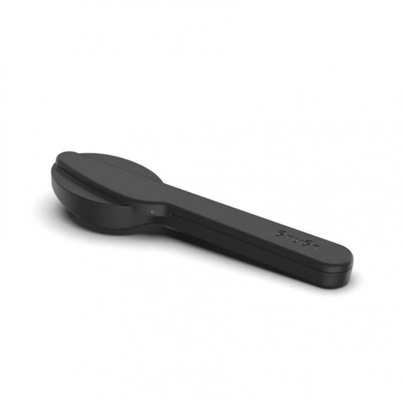 Комплект прибори за хранене Lekue On The Go 1010238, 4 части, Калъф за съхранение, -20°C / +100°C, Неръждаема стомана, Черен