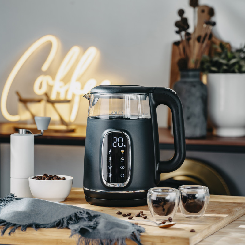 Електрическа кана Adler AD 1305 BS, 1850/2200 W, 1.7 л, Сензорен контрол, Цветен LCD дисплей, Пет температурни настройки 40-100°C, Филтър против утаяване, Черен/сив