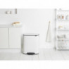 Кош за боклук Brabantia Bo Pedal 1003188, 2x30 л, Плавно затваряне, Противоплъзгаща основа, Бял