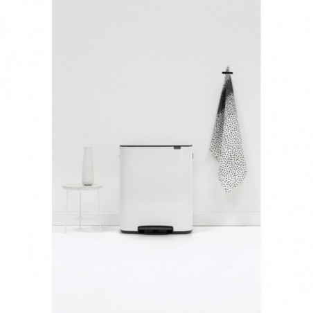 Кош за боклук Brabantia Bo Pedal 1003188, 2x30 л, Плавно затваряне, Противоплъзгаща основа, Бял