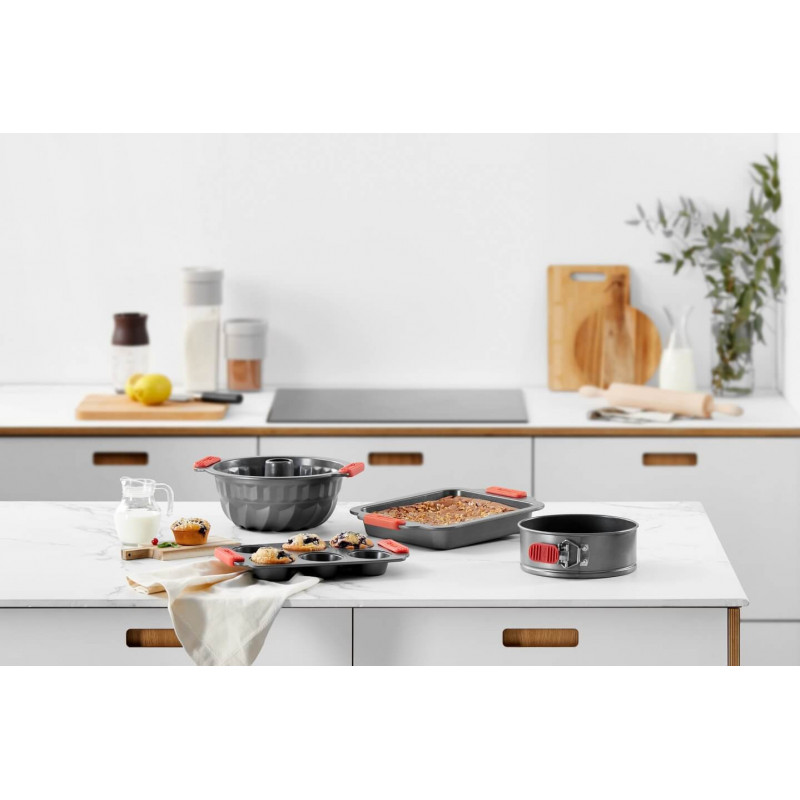 Форма за понички Lekue 1009477, 31x18x3 см, Незалепващо керамично покритие, Стомана, +4°C / +240°C, Черен