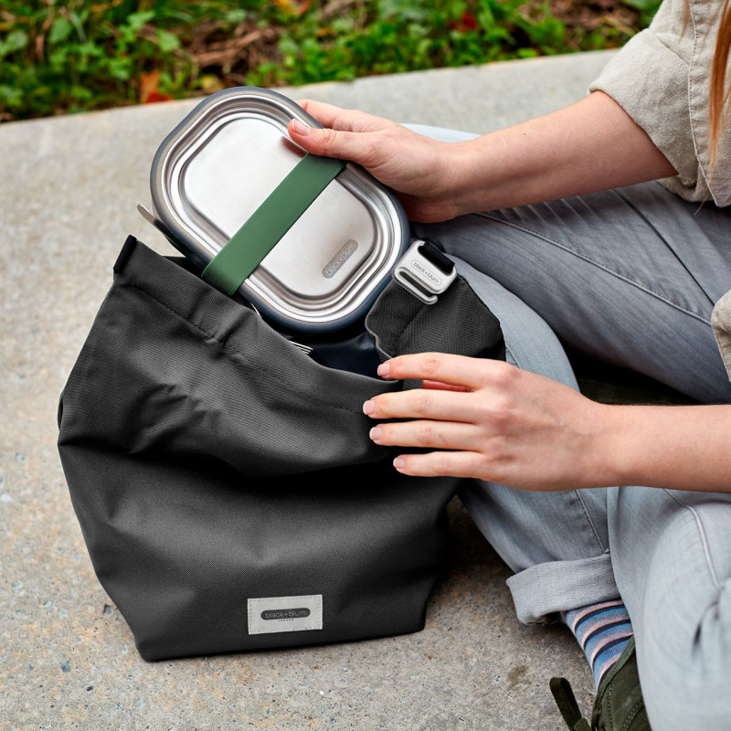 Изолирана чанта за обяд Black+Blum LBB018, 6.7 л, 33.5х15.5х31 см, Водоотблъскваща, Навиваща се, Каишка за носене, Без BPA, Черен