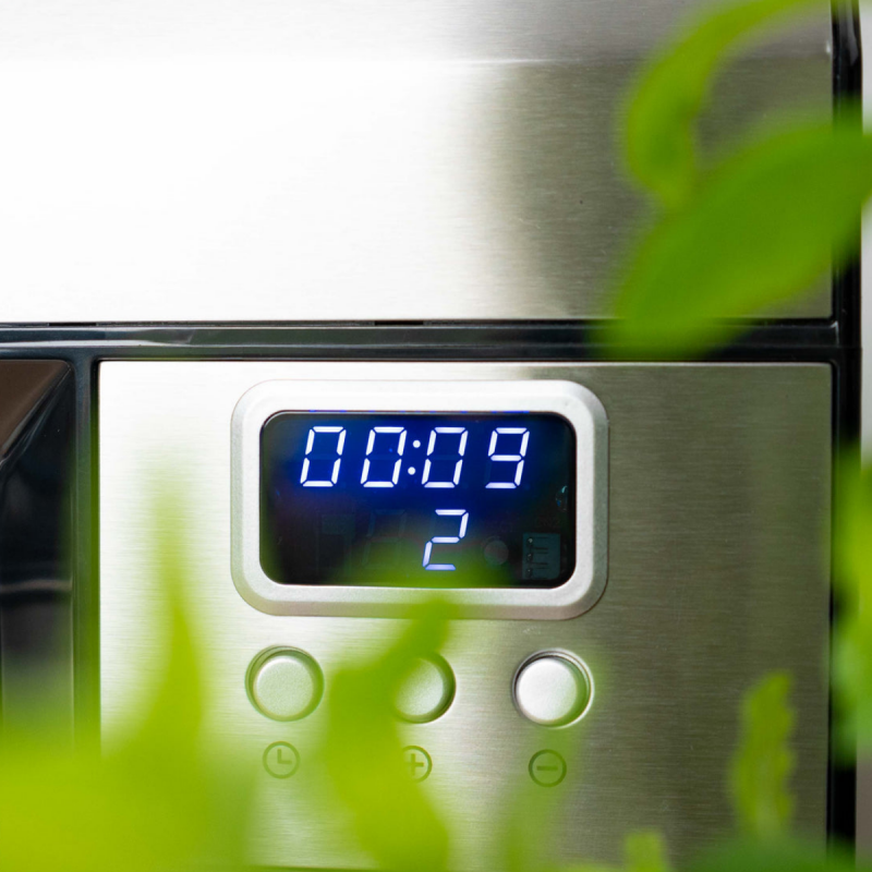 Планетарен миксер Goldmann GM-1115BD, 2200W, 8.5 л, 6 скорости + импулси, Таймер, Иноксова купа, LED, Инокс