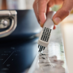 Четка за почистване на плочки Joseph Joseph CleanTech™ 6500021, 18х5х3 см, 2 вида влакна, Бежов