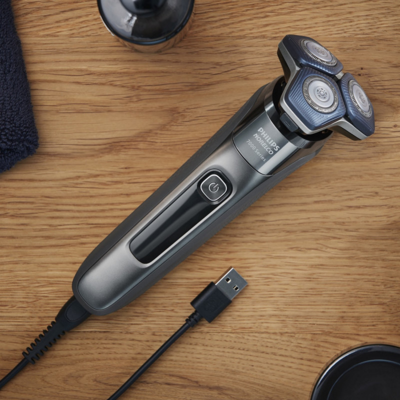 Електрическа самобръсначка Philips Shaver Series 5000 S5887/10, 9W, 60 мин, Мокро/сухо, Вграден тример, SkinIQ, PowerAdapt, 360° глави, Самонаточващи ножове, Карбоново сив