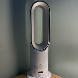 Уред за отопление и охлаждане 2в1 Dyson AM15 Hot+Cool 586340-01, 35 м2, 10 скорости, Осцилация 70°, LCD дисплей, Защита при преобръщане, Air Multiplier™, Бял/сребрист