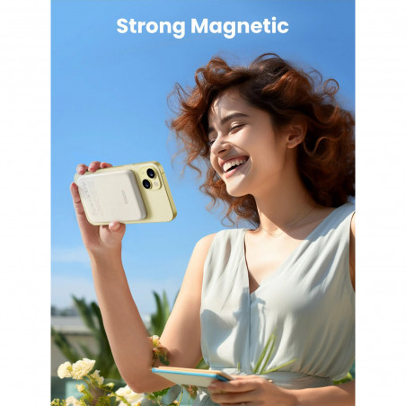 Преносима батерия UGREEN PB560, 5000mAh, PD 3.0 20W, Qi 7.5W, Магнитно безжично зареждане, LED светлини, USB-C, Бял
