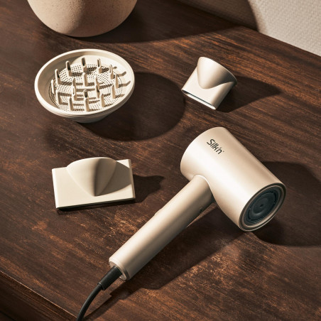 Сешоар Silk'n SilkyAir Pro HDB3PE1001, 1600W, 76 км/ч, 18 режима, Автоматичен контрол на темп, 39-98°C, Йонизация, 3 приставки, LED, Розово злато