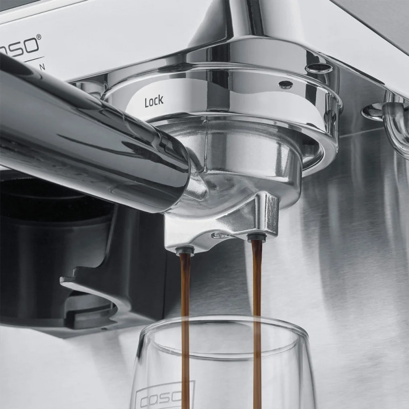 Еспресо машина Caso EspressoGourmet&Grind, 1500W, 20 bar, 1.8 л, Ulka, Pre-infusion, Cold Brew Сензорно управление, Мелачка, Портафилтър, Инокс