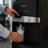 Диспенсър за вода с ледогенератор Finlux FWD-2602IM, 520W, 12-95°C, Охлаждане 4 л/ч, Затопляне 5 л/ч, Компресорен, Черен/сребрист