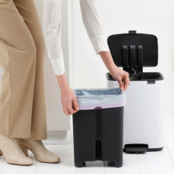 Кош за боклук Brabantia Bo Pedal 1010119, 12 л, Леко затваряне, Противоплъзгаща основа, Бял