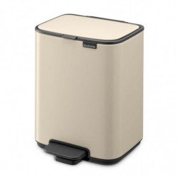 Кош за боклук Brabantia Bo Pedal 1010122, 4 л, Леко затваряне, Противоплъзгаща основа, Бежов