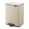 Кош за боклук Brabantia Bo Pedal 1010123, 12 л, Леко затваряне, Противоплъзгаща основа, Бежов