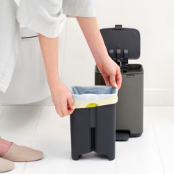 Кош за боклук Brabantia Bo Pedal 1010126, 4 л, Леко затваряне, Противоплъзгаща основа, Сив