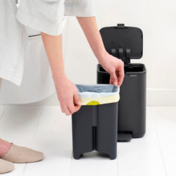Кош за боклук Brabantia Bo Pedal 1010136, 4 л, Леко затваряне, Противоплъзгаща основа, Черен