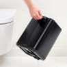 Кош за боклук Brabantia Bo Pedal 1010137, 7 л, Плавно затваряне, Гумирана основа, Черен мат