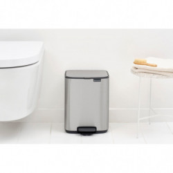 Кош за боклук Brabantia Bo Pedal 1010142, 7 л, Плавно затваряне, Гумирана основа, Устойчив на пръстови отпечатъци, Инокс