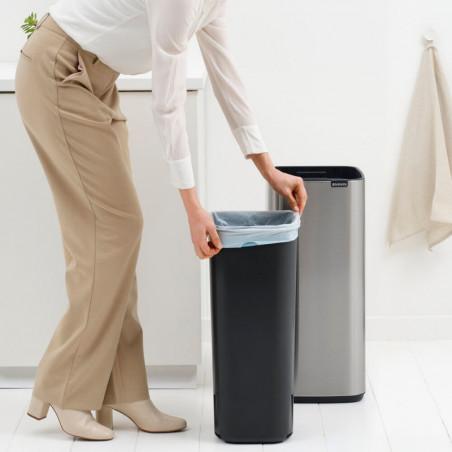 Кош за боклук Brabantia Bo Touch 1010145, 30 л, Плавно и безшумно отваряне, Голям отвор, Устойчив на пръстови отпечатъци, Инокс/Мат