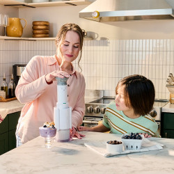 Машина за сладолед Cuisinart Freeze Wand ICEFD10E, 250W, 240 мл, 5 програми, Без BPA, Тиха работа, Бял