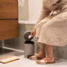 Кош за боклук с педал Brabantia NewIcon 1010433, 3 л, Плавно затваряне, Противоплъзгаща основа, Светлосив