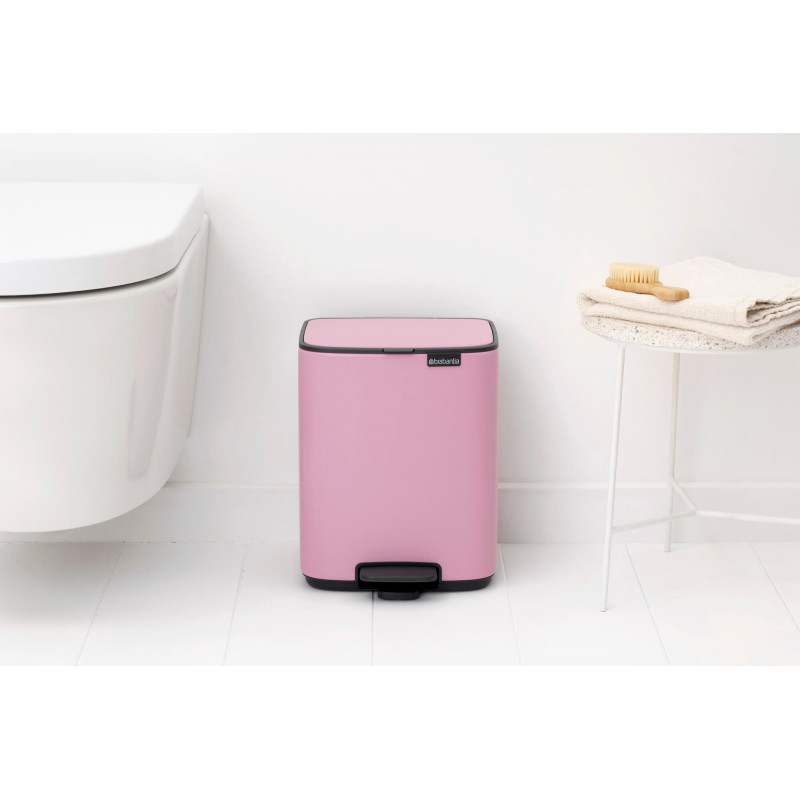 Кош за боклук Brabantia Bo Pedal 1010445, 7 л, Плавно затваряне, Гумирана основа, Розов
