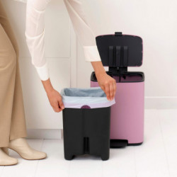 Кош за боклук Brabantia Bo Pedal 1010446, 12 л, Леко затваряне, Противоплъзгаща основа, Розов