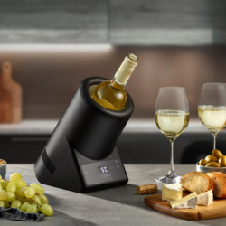 Настолен охладител за вино Caso VinoCase Black, 72W, 5-18°C, За бутилки с диаметър 9 см, Сензорно управление, Тих, LED, Черен мат