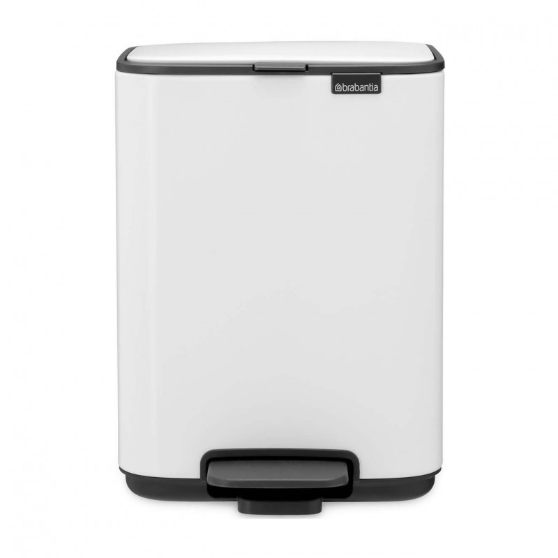 Кош за боклук Brabantia Bo Pedal 1010117, 4 л, Леко затваряне, Противоплъзгаща основа, Бял