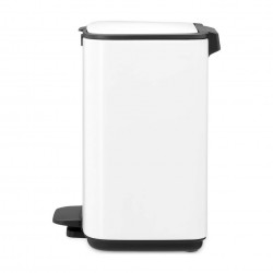 Кош за боклук Brabantia Bo Pedal 1010117, 4 л, Леко затваряне, Противоплъзгаща основа, Бял