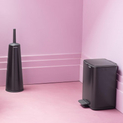 Кош за боклук Brabantia Bo Pedal 1010136, 4 л, Леко затваряне, Противоплъзгаща основа, Черен