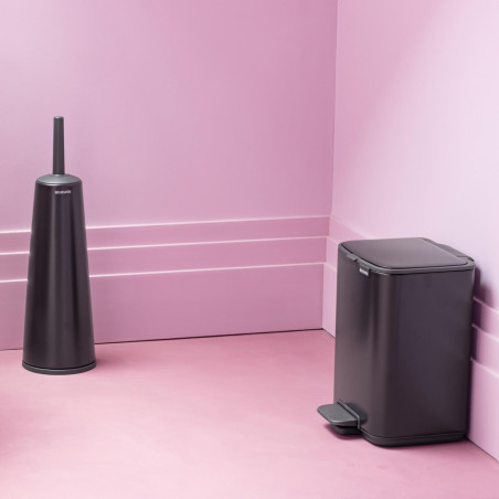 Кош за боклук Brabantia Bo Pedal 1010136, 4 л, Леко затваряне, Противоплъзгаща основа, Черен