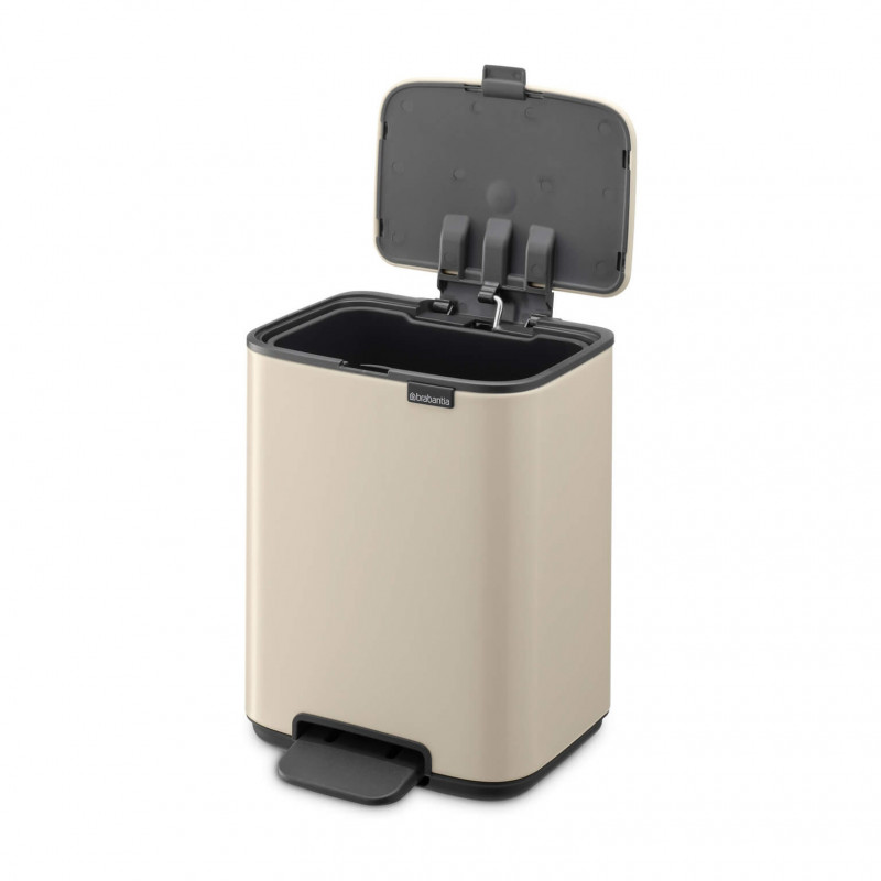Кош за боклук Brabantia Bo Pedal 1010122, 4 л, Леко затваряне, Противоплъзгаща основа, Бежов