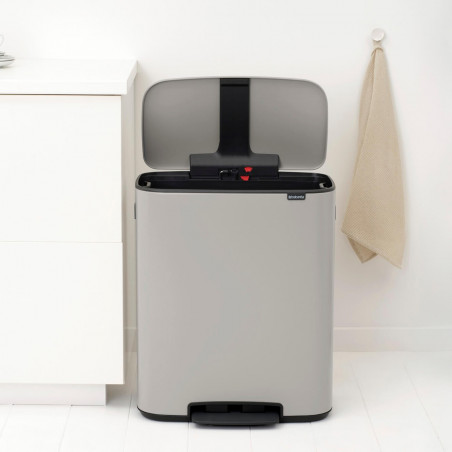 Кош за боклук Brabantia Bo Pedal 1010448, 60 л, Леко затваряне, Противоплъзгаща основа, Светлосив