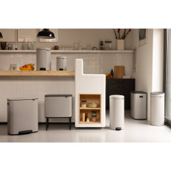 Кош за боклук Brabantia Bo Pedal 1010448, 60 л, Леко затваряне, Противоплъзгаща основа, Светлосив