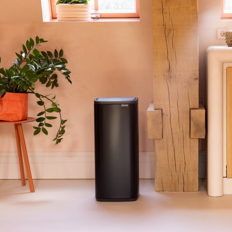 Кош за боклук Brabantia Bo Touch 1010140, 30 л, Плавно и безшумно отваряне, Голям отвор, Черен