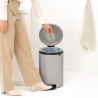 Кош за боклук с педал Brabantia NewIcon 1010441, 20 л, Плавно затваряне, Противоплъзгаща основа, Светлосив